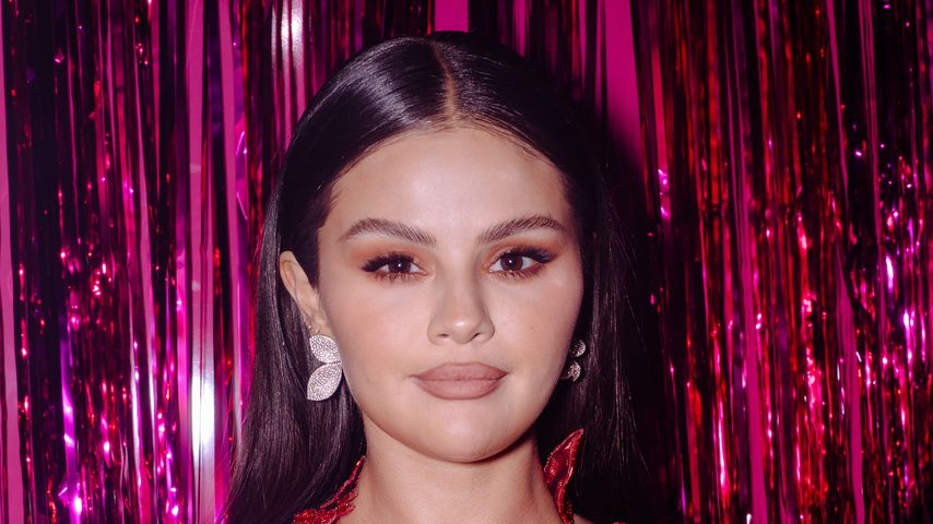 Selena Gomez, Sängerin