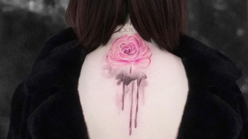 Selena Gomez' Rückentattoo
