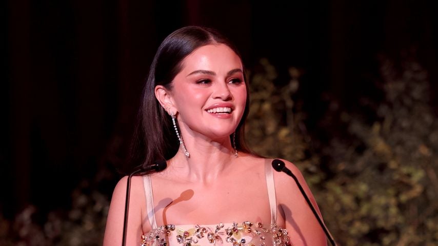 Selena Gomez mit natürlichen Zähnen? Fans feiern sie dafür