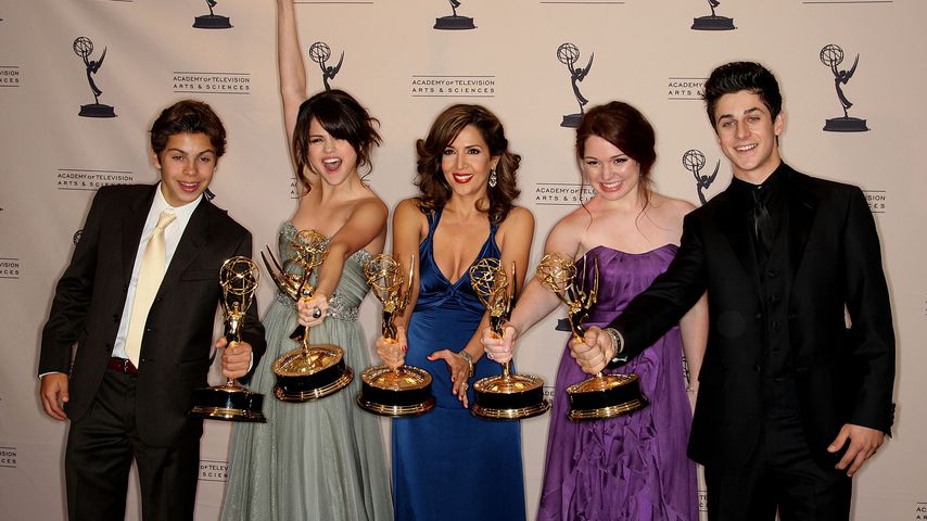 Selena Gomez und der Cast von "Die Zauberer vom Waverly Place", September 2009