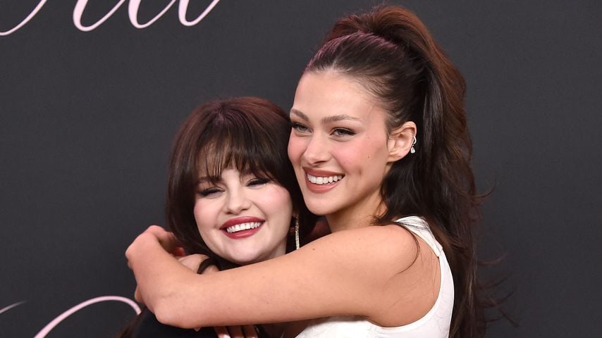 Selena Gomez und Nicola Peltz-Beckham, Februar 2024