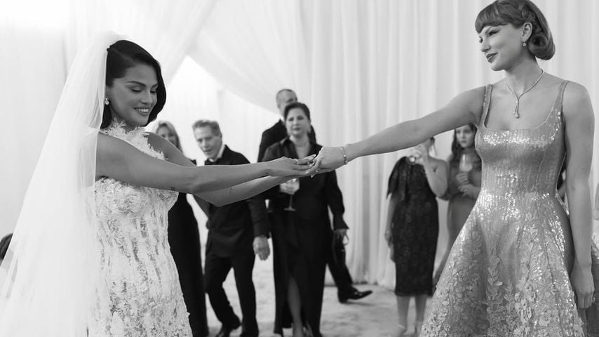 Selena Gomez und Taylor Swift an Selena Hochzeit