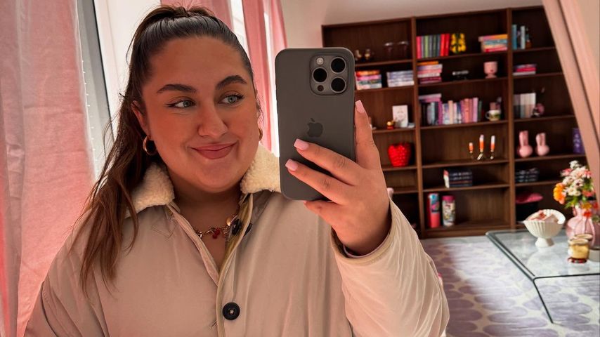 SelfieSandra, Social-Media-Bekanntheit