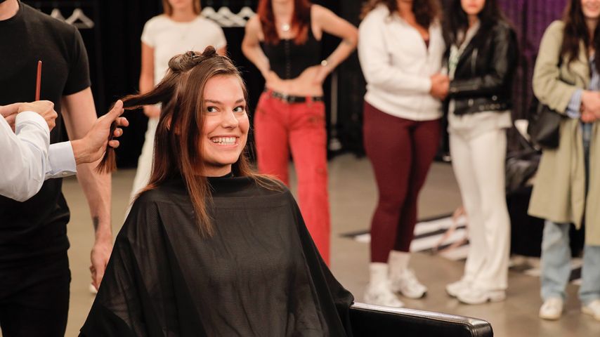 Krasses GNTM-Umstyling: Selma bekommt einen pinken Vokuhila!
