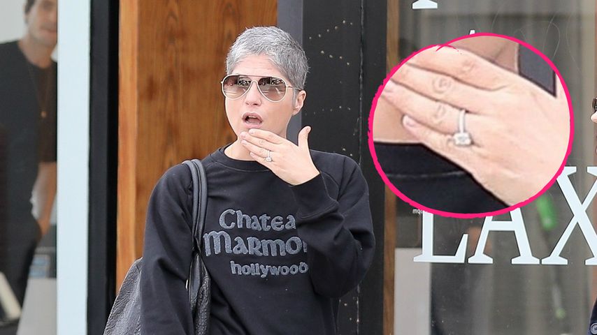 Verdächtiger Ring am Finger: Ist Selma Blair etwa verlobt?