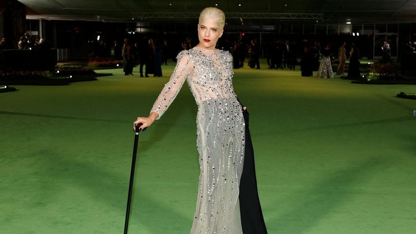 Elegantester Auftritt? Selma Blair zeigt bei Gala neuen Look