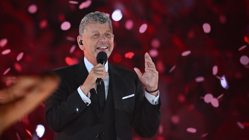 Semino Rossi zieht im "ZDF-Fernsehgarten" Fan-Spott auf sich
