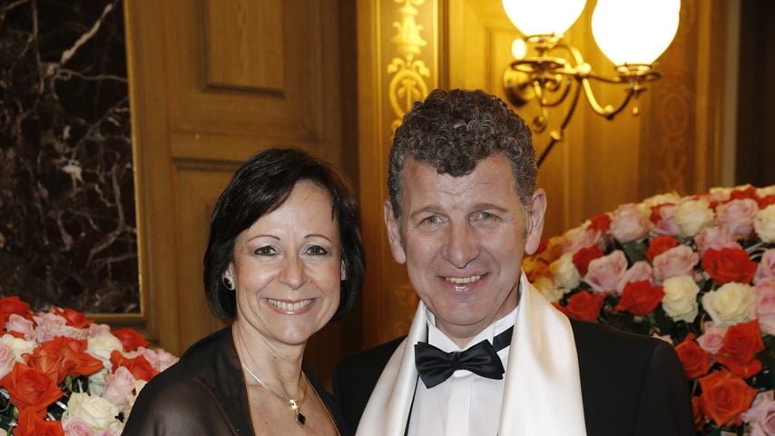 Semino Rossi mit Ehefrau Gabi beim 11. SemperOpernball in der Semperoper Dresden am 29. Januar 2016