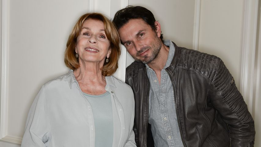 Senta Berger und Simon Verhoeven bei einem Fotoshooting in Berlin