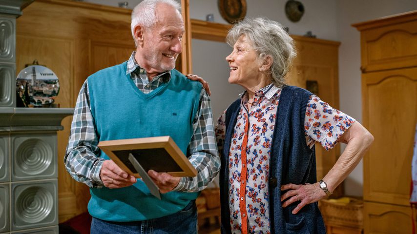 Sepp Schauer und Antje Hagen, in einer Szene von "Sturm der Liebe"
