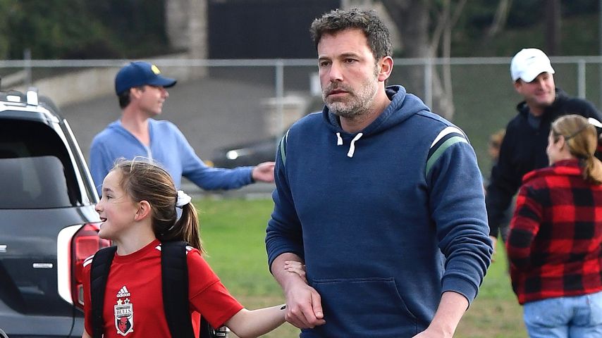 Seraphina und Ben Affleck nach Seraphinas Fußballspiel, 2019