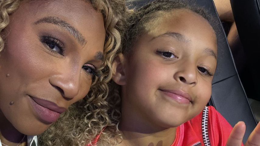 Serena Williams und ihre Tochter Olympia im Februar 2025