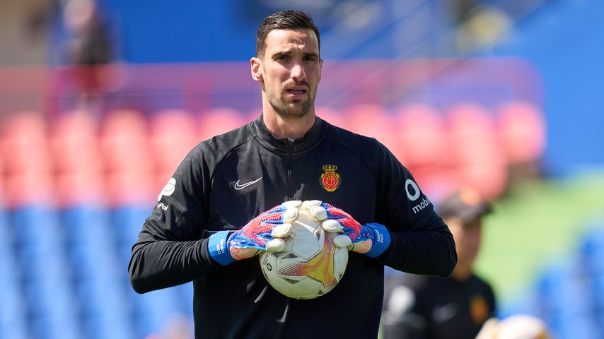 Reitunfall und Koma: Fußballstar Sergio Rico spricht wieder