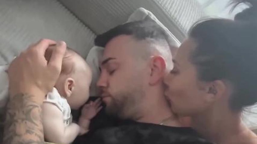 Serkan und Samira Yavuz mit Tochter Valea