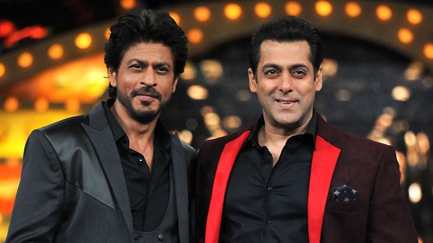 Shah Rukh Khan und Salman Khan bei der Promotion von "Raees" in der Show "Bigg Boss 10" in Lonavla, 20. Januar 2017