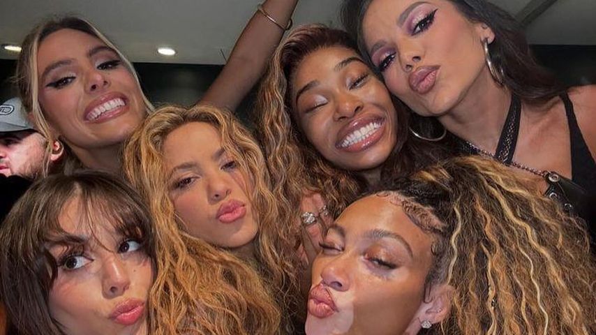 Shakira mit Danna Paola, Lele Pons, Winnie Harlow, Anitta und Co., September 2024