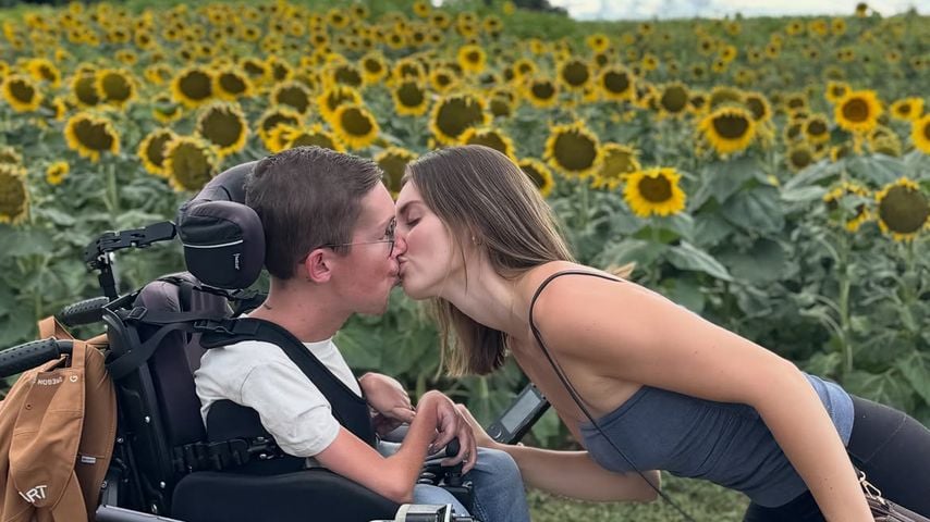 Shane und Hannah Burcaw, Content-Creator