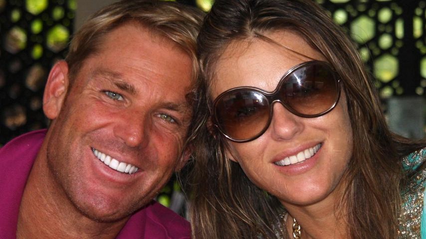 Shane Warnes Tod: Ex-Verlobte Liz Hurley meldet sich zu Wort