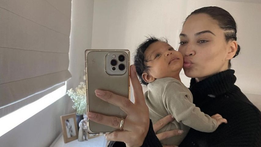 Sechs Monate nach Geburt: Shanina Shaik posiert mit Sohn Zai