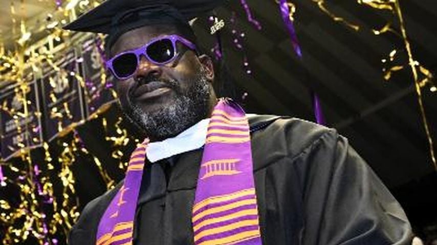 Shaquille O'Neal feiert seinen zweiten Master-Abschluss
