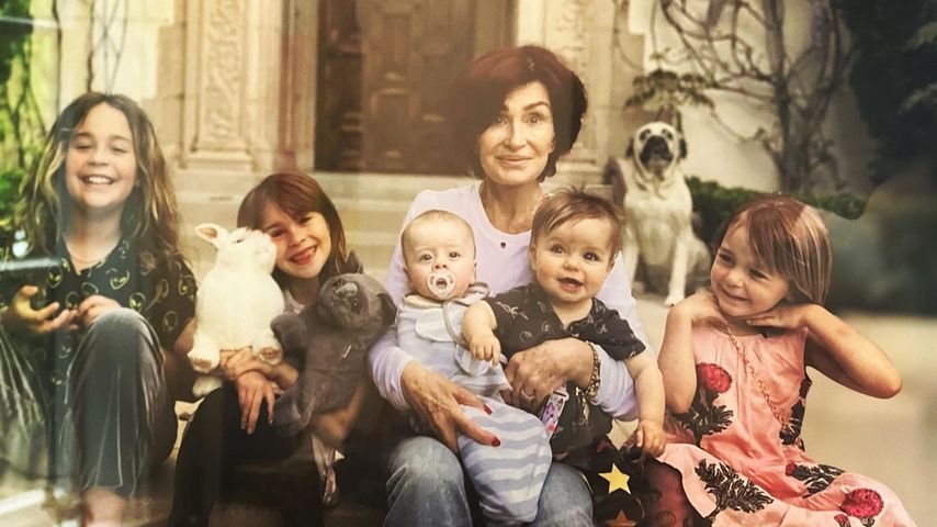 Sharon Osbourne mit ihren Enkelkindern
