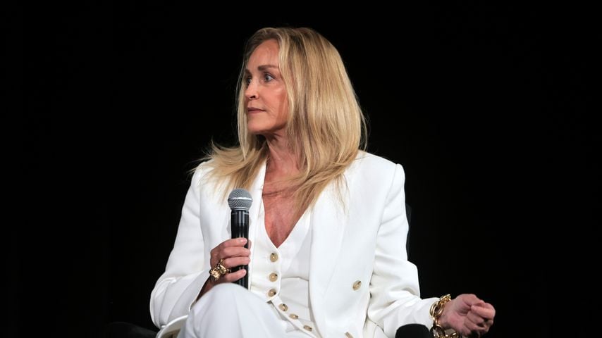 Sharon Stone spricht beim Screening von "The Misfits" beim TCM Classic Film Festival im Egyptian Theatre in Hollywood