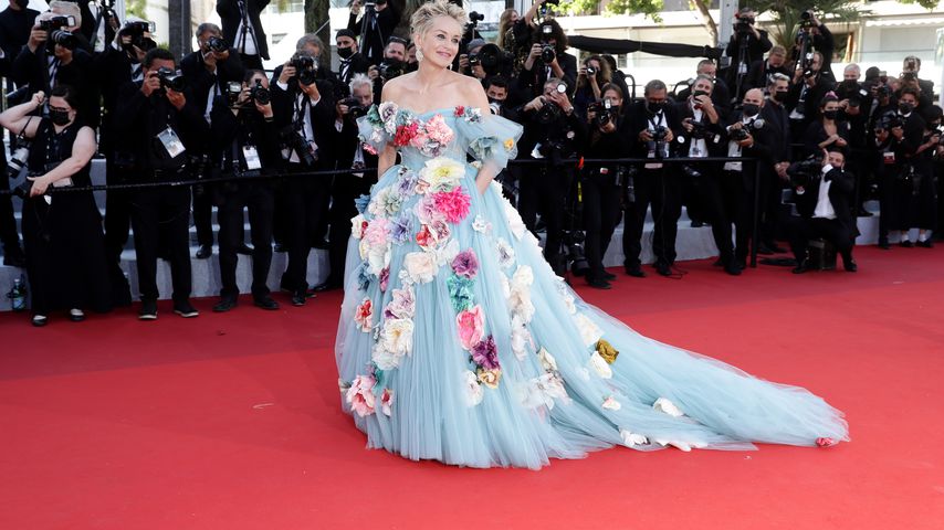 Wow! Sharon Stone flasht in Cannes mit Prinzessinnen-Look