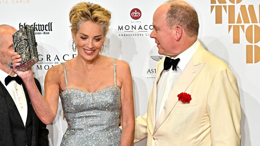 Sharon Stone und Albert von Monaco bei der Premiere von "No Time To Die" in Monaco im September 2021