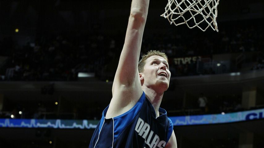 Shawn Bradley im März 2003
