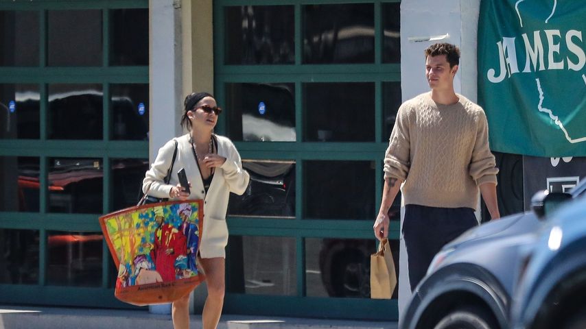 Shawn Mendes mit seiner Chiropraktikerin Dr. Jocelyne Miranda