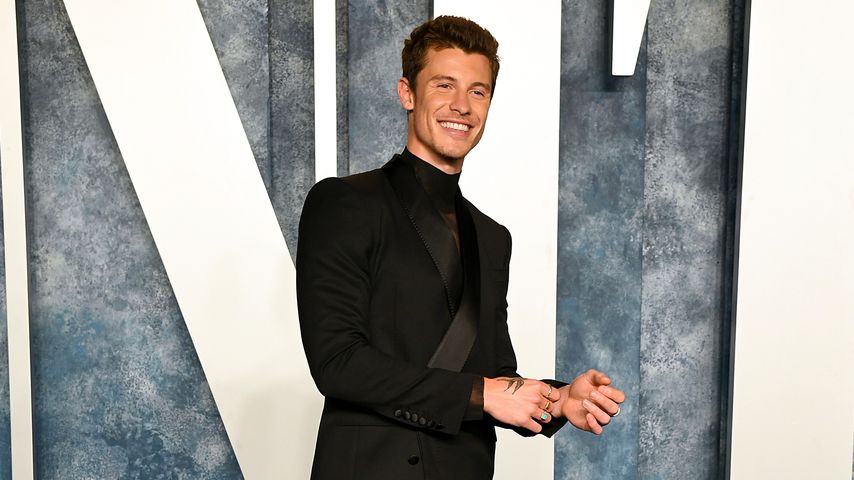 Shawn Mendes wieder mit seiner Chiropraktikerin gesichtet!
