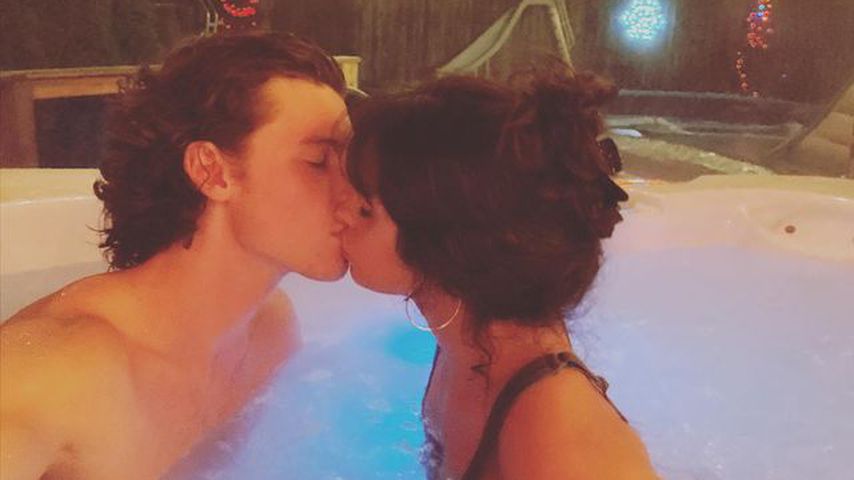 Heißes Pic: Camila Cabello und Shawn knutschen im Whirlpool