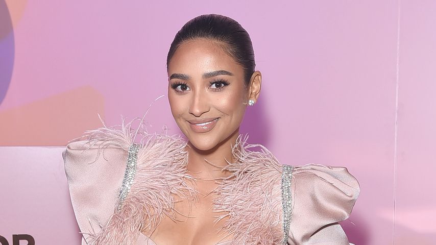 Mit Ninja-Video: Shay Mitchell verkündet Baby-Geschlecht