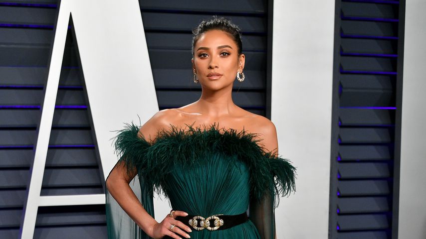Shay Mitchell, Schauspielerin