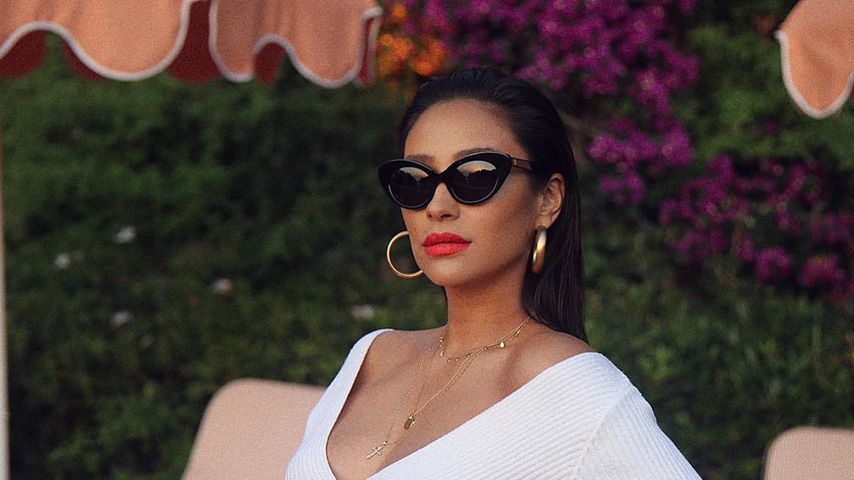 Shay Mitchell im Juli