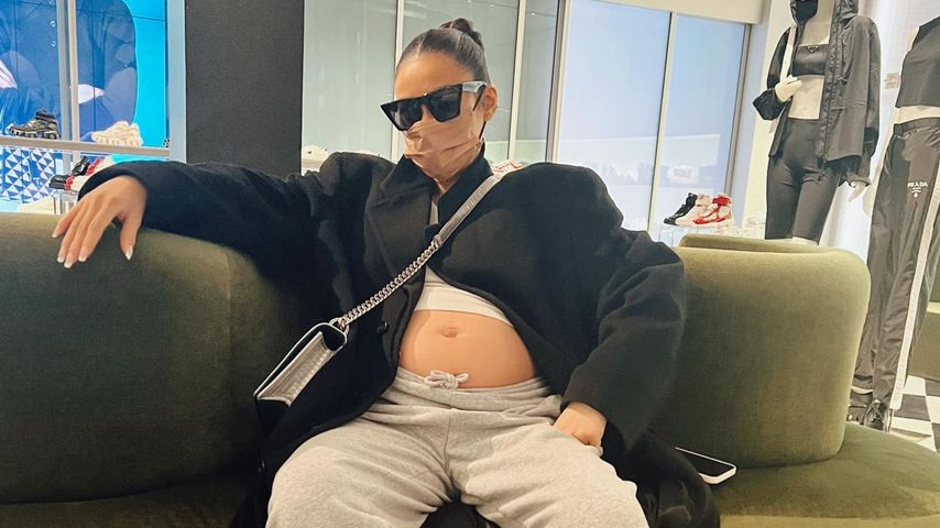Shay Mitchell, Schauspielerin