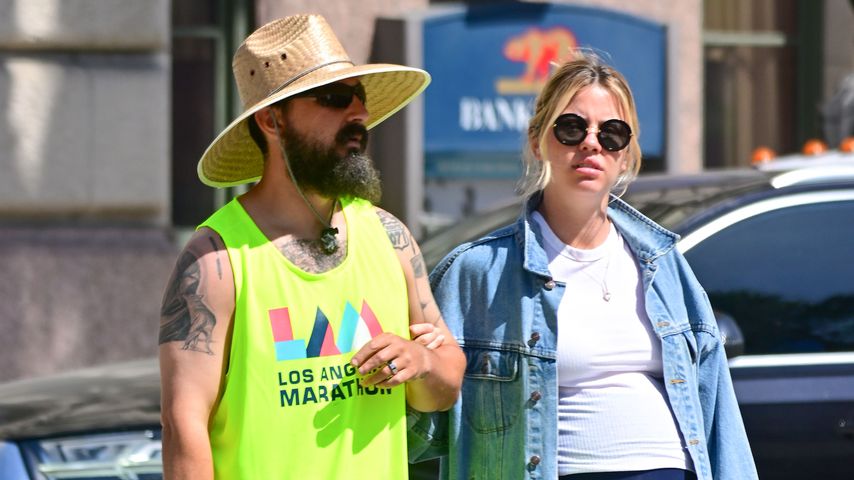 Shia LaBeouf und Mia Goth im März 2022 in Kalifornien