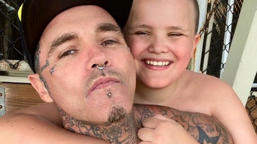Shifty Shellshock und sein Sohn im August 2021