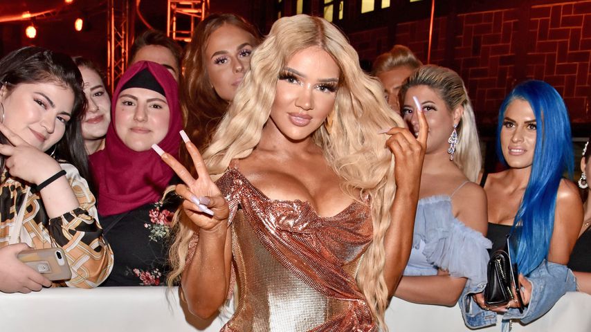Massiver Fan-Andrang: Shirin David bricht Autogrammstunde ab