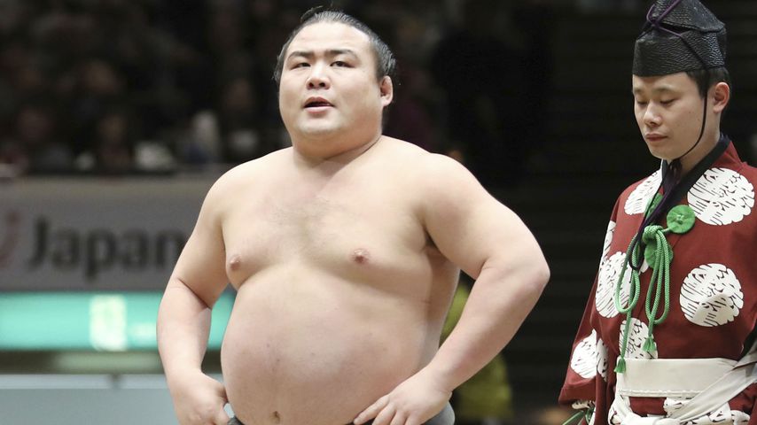 Japanischer Sumoringer-Star mit 28 an Corona gestorben
