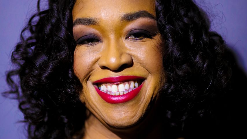 Girl Power: Shonda Rhimes ist jetzt Dreifach-Mama!