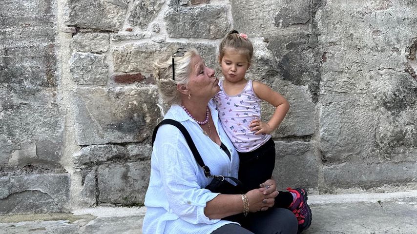 Silvia Wollny und ihre Enkelin Cataleya, Januar 2024