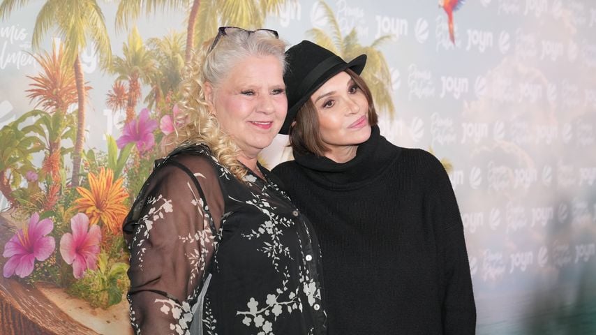 Silvia Wollny und Anouschka Renzi bei der Premiere von "Promis unter Palmen", Februar 2026