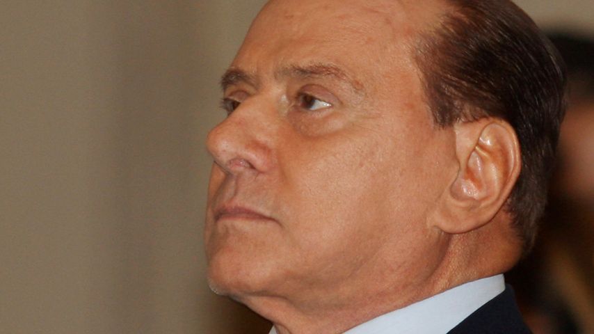 Silvio Berlusconi, 2011