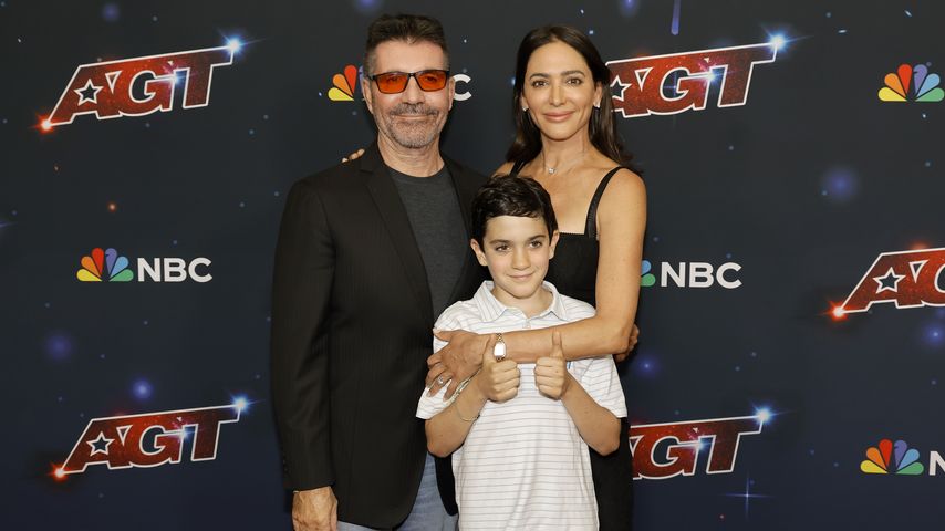 Selten: Simon Cowell mit Verlobter und Sohn Eric auf Event