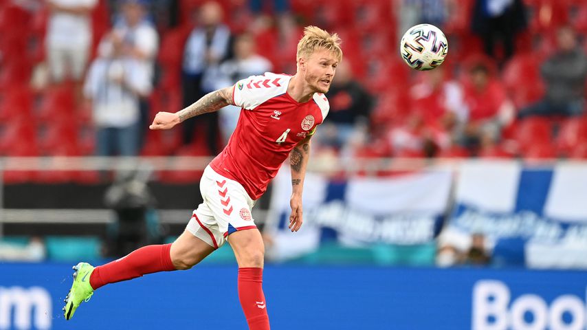 Simon Kjær beim EM-Spiel Dänemark gegen Finnland