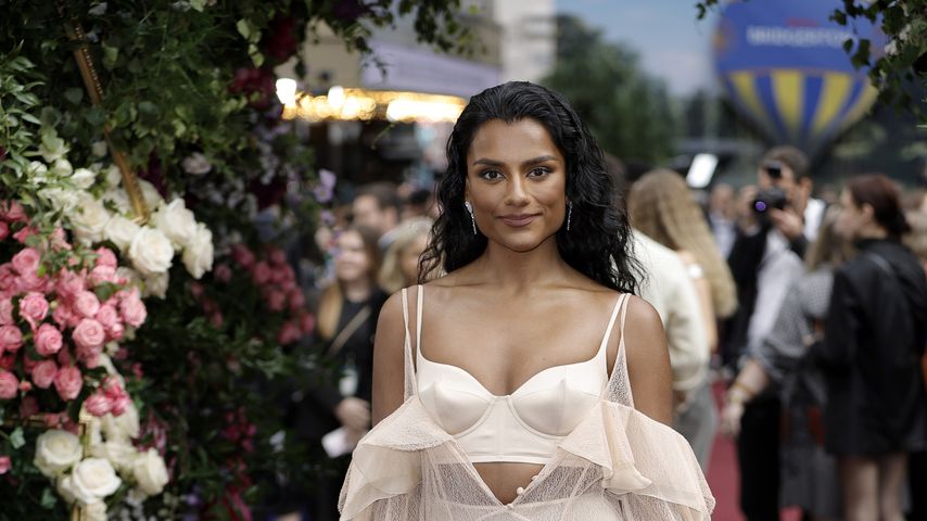 Simone Ashley im Juni 2024