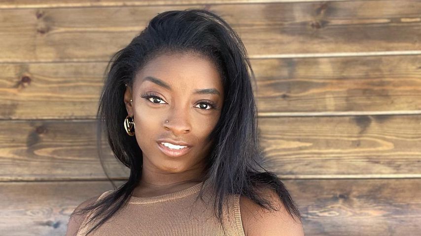 Simone Biles, Profiturnerin
