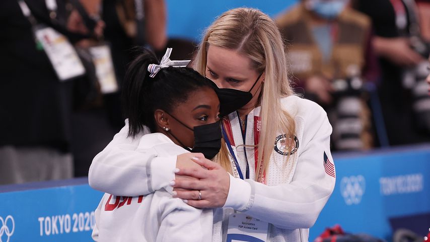 Simone Biles und Cecile Landi im Juli 2021 bei den Olympischen Spielen in Tokio