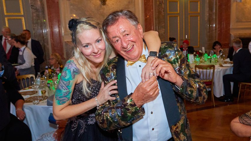 Simone Reiländer und Richard Lugner bei ihrer Verlobung im Oktober 2021